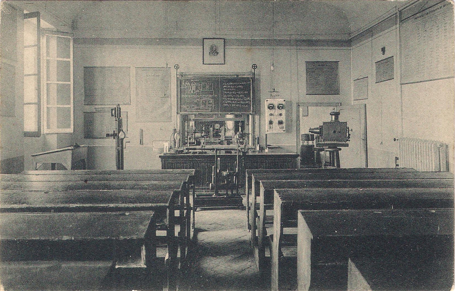 FPITI.A.G.M.aula di fisicaant.1924